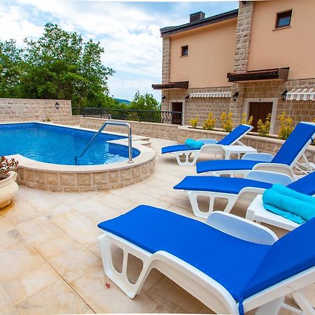 Rosmarino Apartment Sveti Stefan Ngoại thất bức ảnh