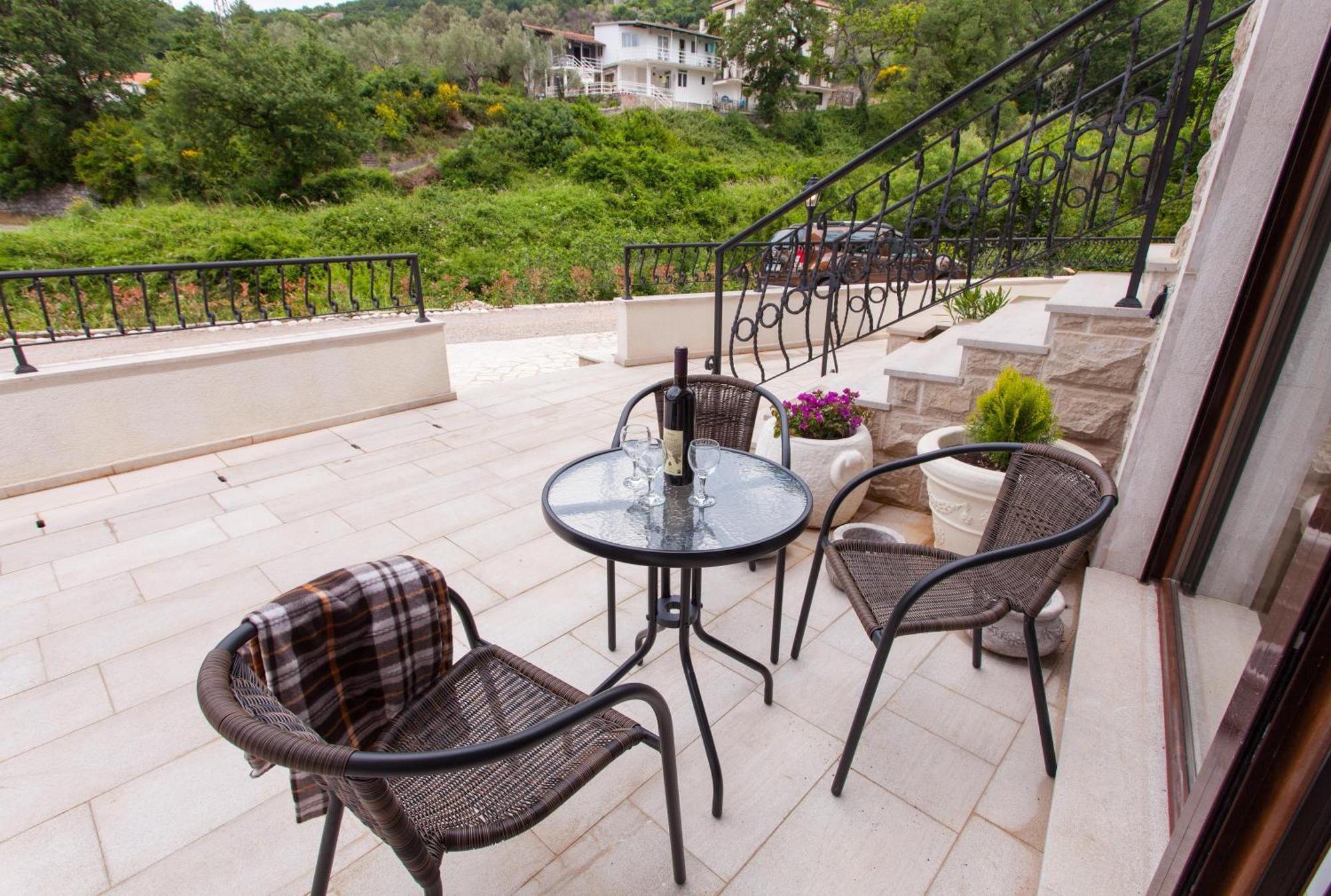 Rosmarino Apartment Sveti Stefan Ngoại thất bức ảnh