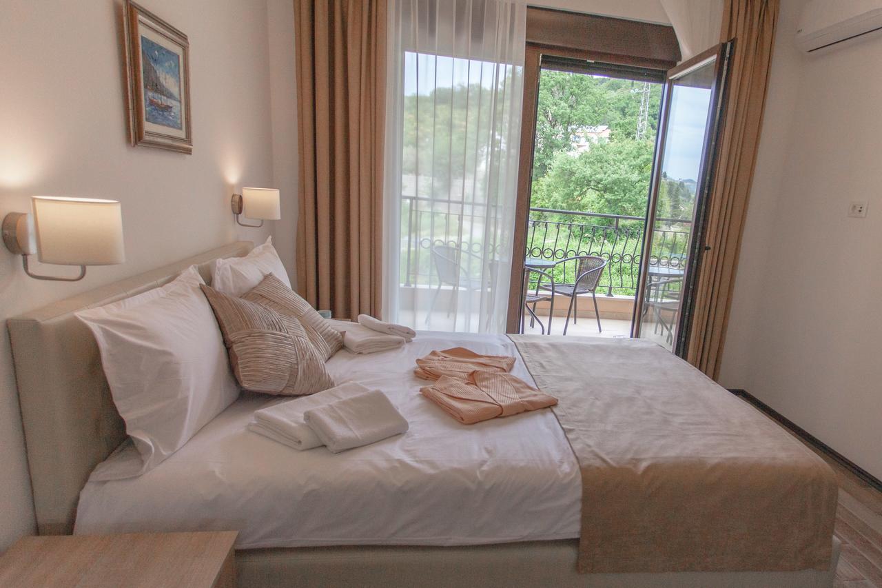 Rosmarino Apartment Sveti Stefan Ngoại thất bức ảnh
