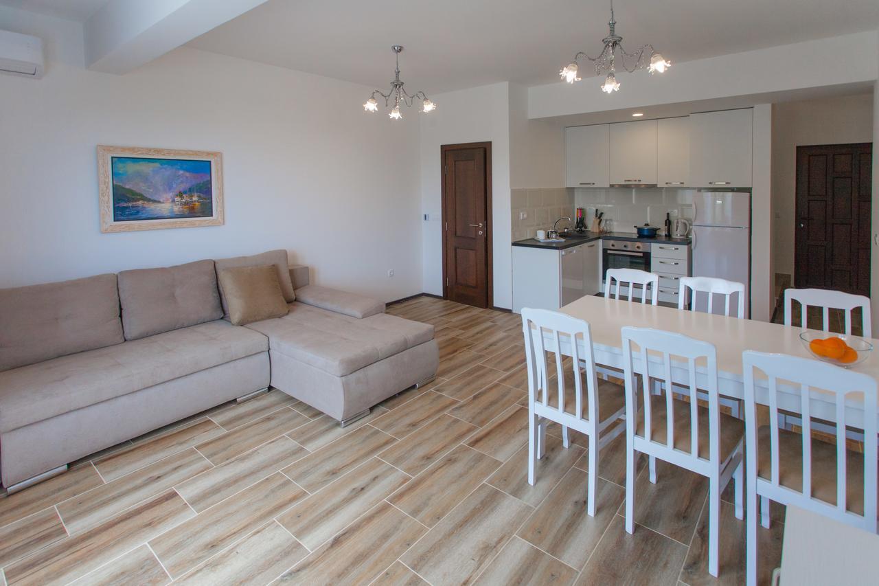 Rosmarino Apartment Sveti Stefan Ngoại thất bức ảnh