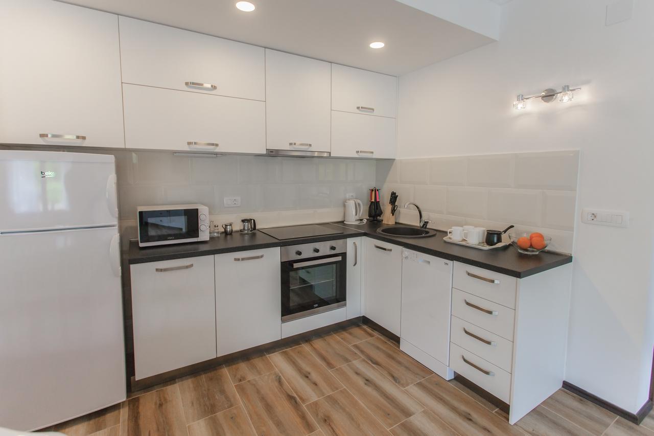 Rosmarino Apartment Sveti Stefan Ngoại thất bức ảnh