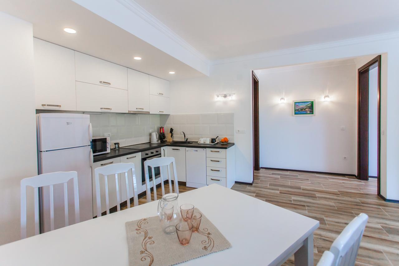 Rosmarino Apartment Sveti Stefan Ngoại thất bức ảnh
