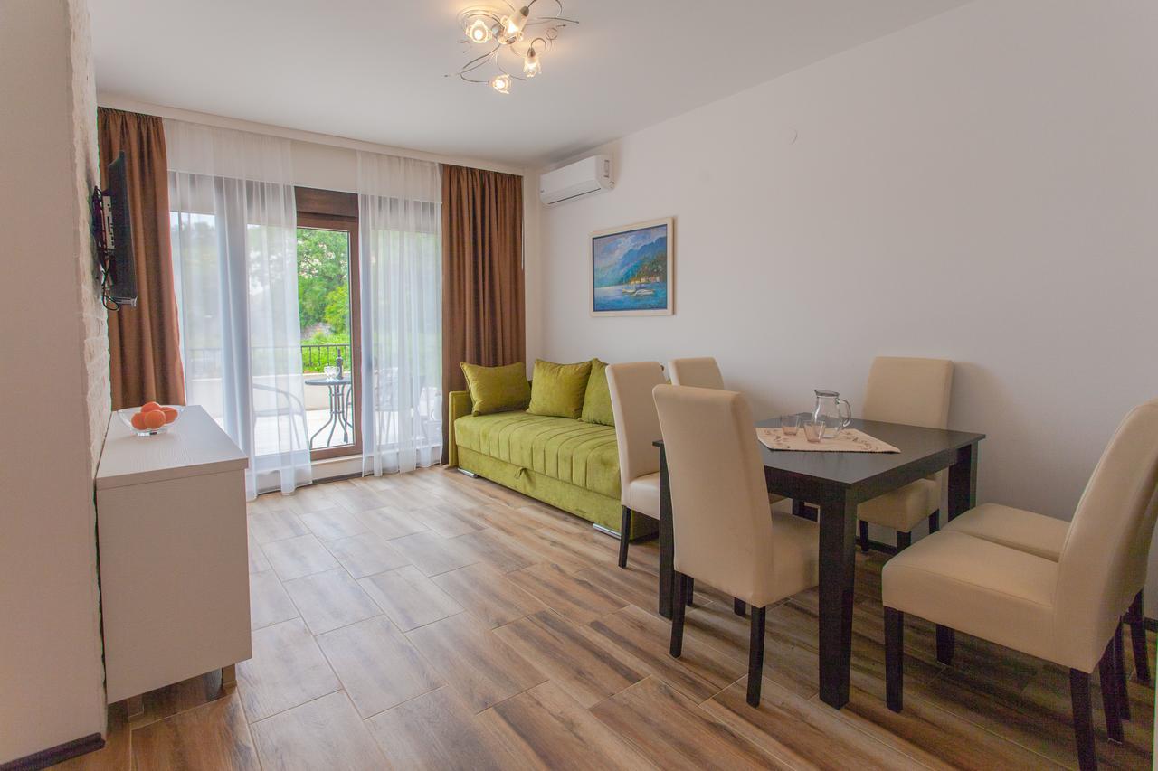 Rosmarino Apartment Sveti Stefan Ngoại thất bức ảnh