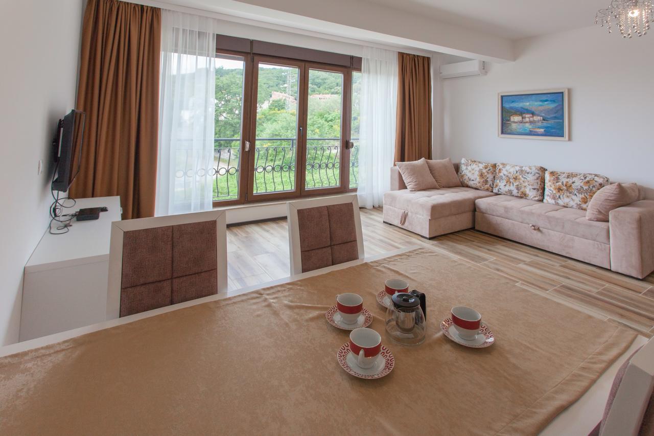 Rosmarino Apartment Sveti Stefan Ngoại thất bức ảnh