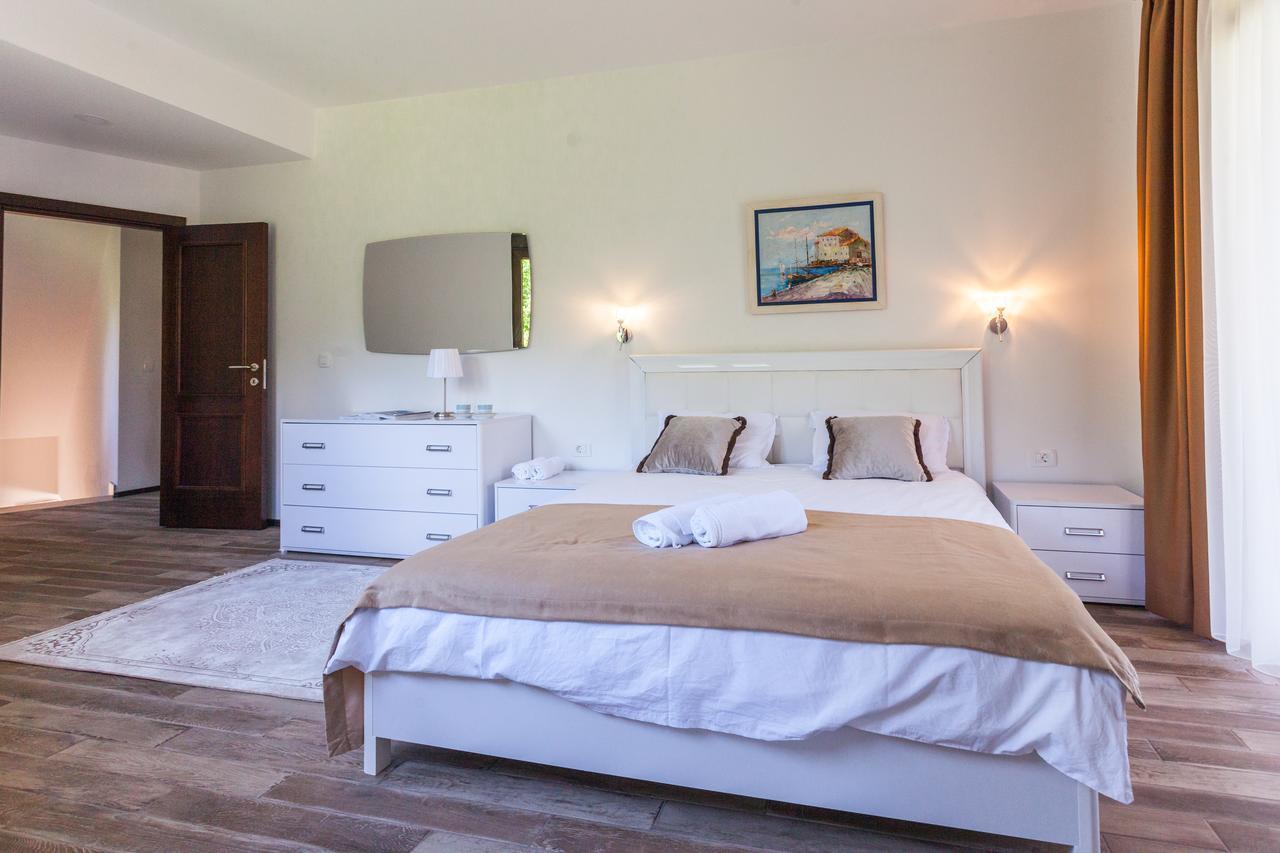Rosmarino Apartment Sveti Stefan Ngoại thất bức ảnh
