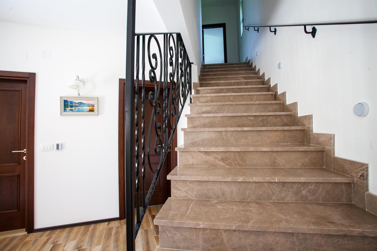 Rosmarino Apartment Sveti Stefan Ngoại thất bức ảnh